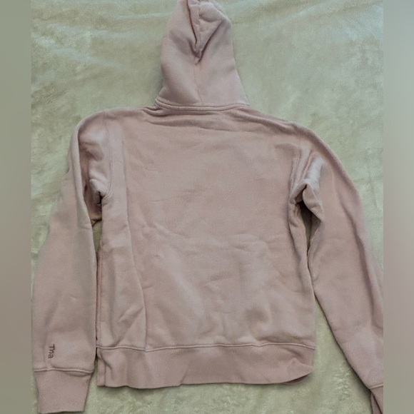 TNA cozy perfect fit sweater. - Picture 3 of 6